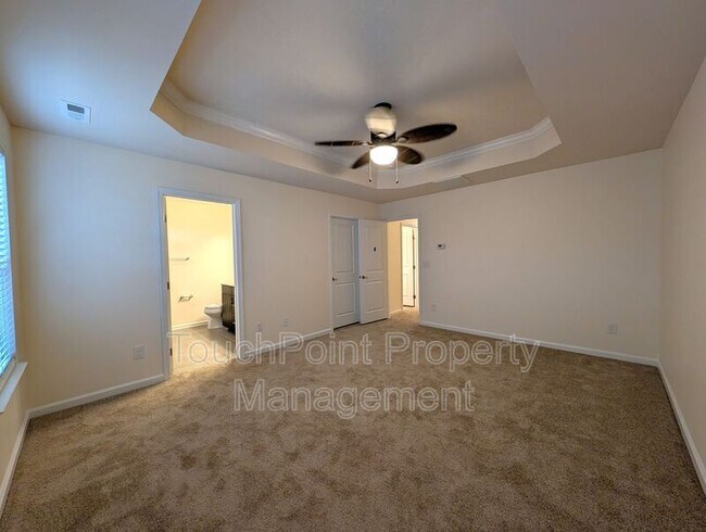 Building Photo - 4061 Zilker Park Dr