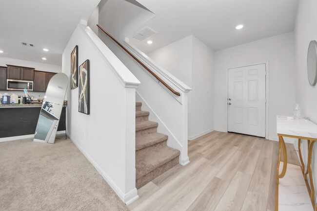 Building Photo - 7943 Vacek Meadows Loop