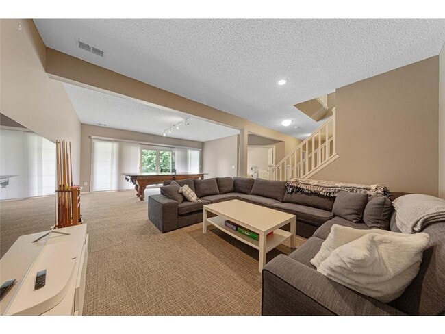 Building Photo - 1128 Shumway Ct