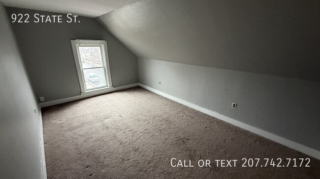 Building Photo - 922 State Street