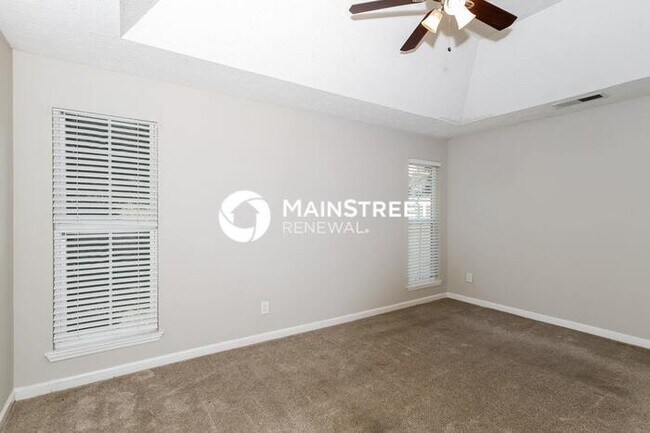 Building Photo - 3 Bedroom Pet-Friendly Home in Decatur, GA with Main Street Renewal