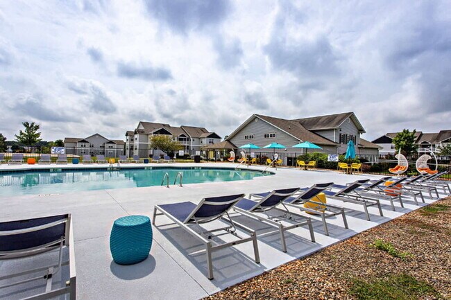Building Photo - Student Housing