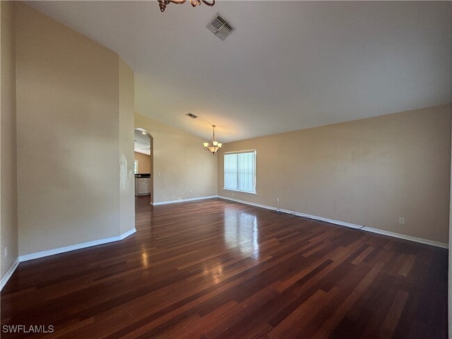 Primary Photo - 9200 Middle Oak Dr