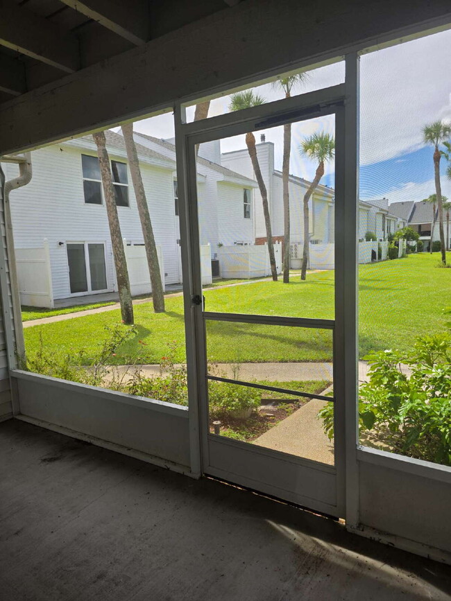 Building Photo - Condo For rent in Palms of Tarpon Springs