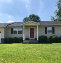 Building Photo - Three Bedroom Two Bath Rancher in the heart of Teays Valley