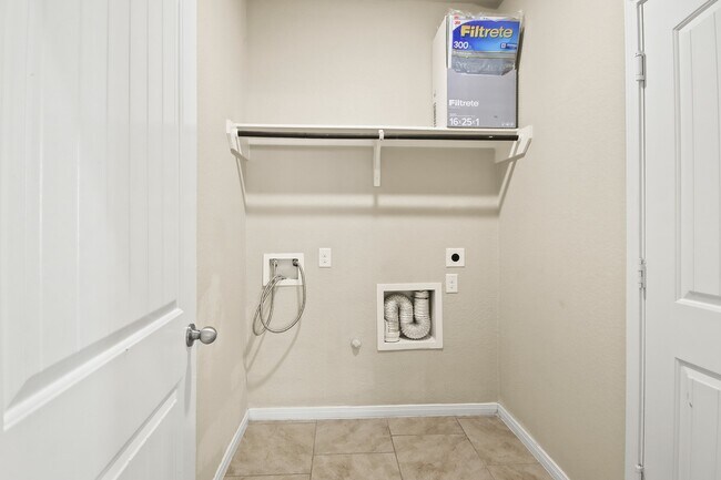 Building Photo - 18114 Dorman Draw Ln