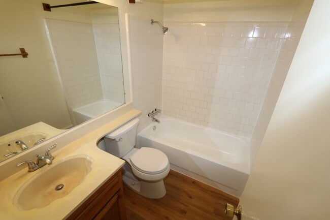 Building Photo - 9638 Cleveland Bay Ct