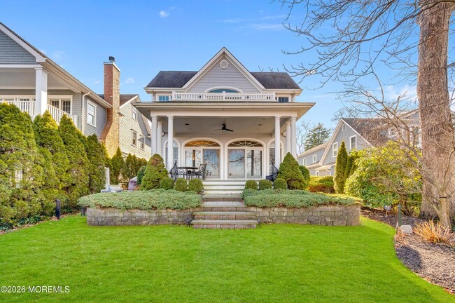 Building Photo - 619 Beacon Blvd