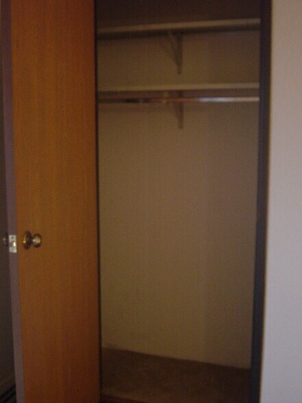 Building Photo - 2500 S Kerry Ln