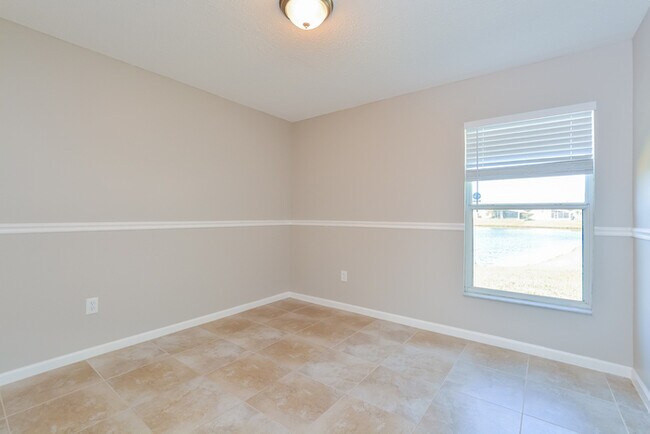 Building Photo - 2102 Shannon Lakes Blvd