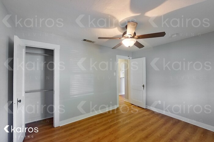 Building Photo - 4417 Brown Ave.