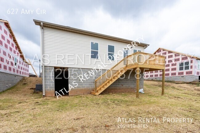 Building Photo - 627 Amy Circle Tuscaloosa, AL 35404
