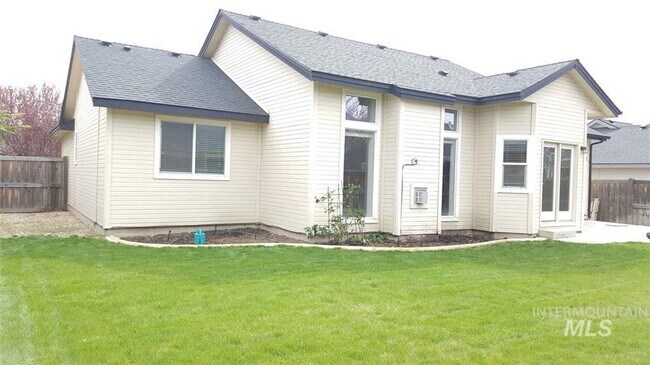 Building Photo - 1878 W Eagle Mountain Dr