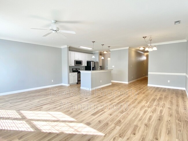 Building Photo - 1312 Myrica Pl