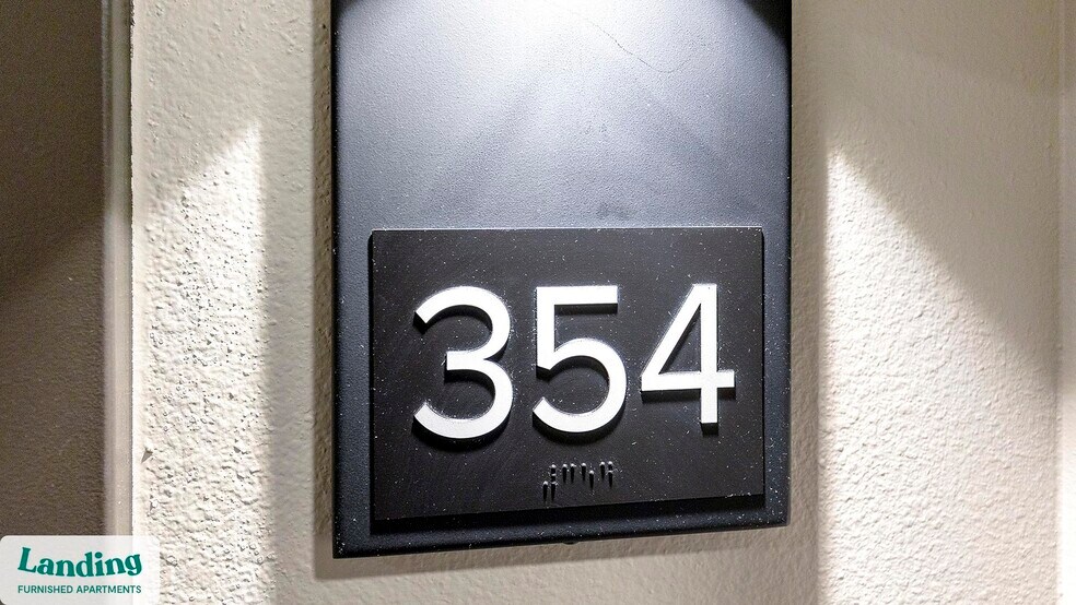 Building Photo - 1055 N Anchor Way