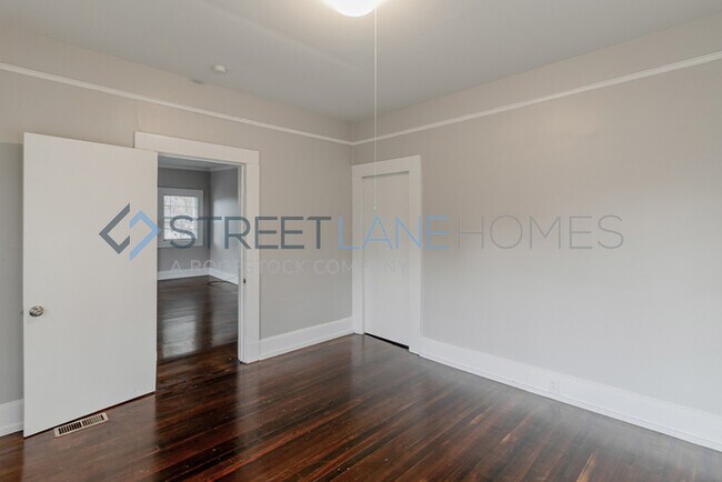 Building Photo - 250 Off First Full Month