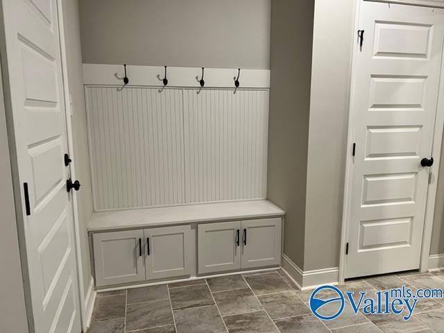 Building Photo - 136 Gardencove Cir