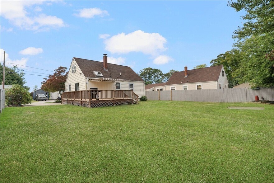 Back yard - 118 Airway Rd