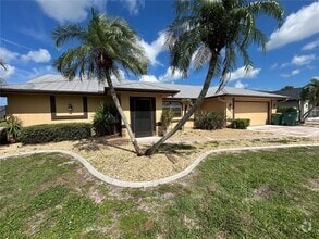 Building Photo - 2093 Rio De Janeiro Ave