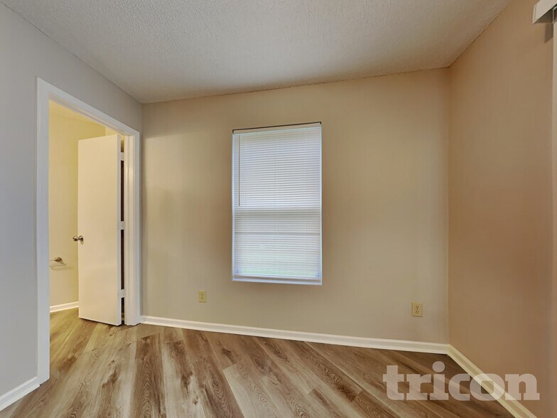 Building Photo - 9045 Centenary Ct