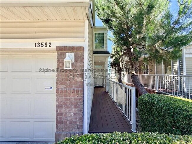Building Photo - 13592 SW Mapleview Ln