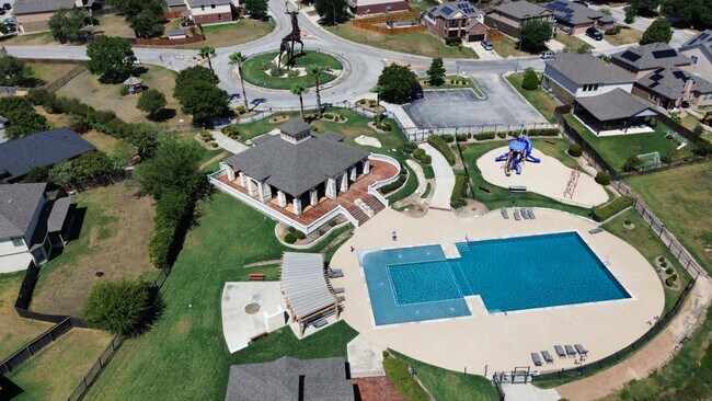 Building Photo - 9110 Vondel Park