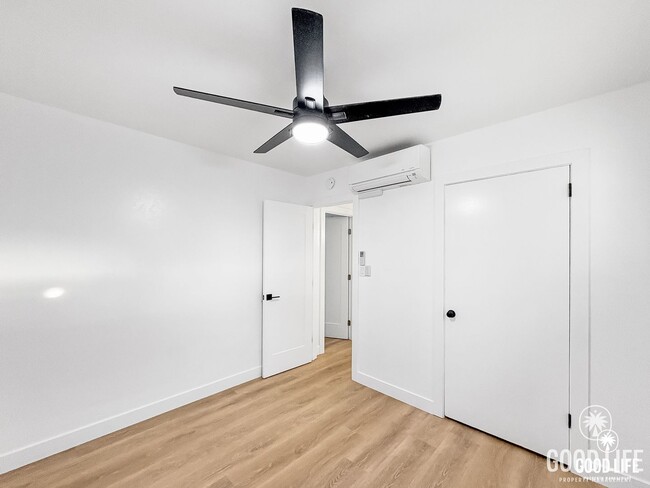 Building Photo - Coastal Charm Meets Modern Living in Beautiful Encinitas