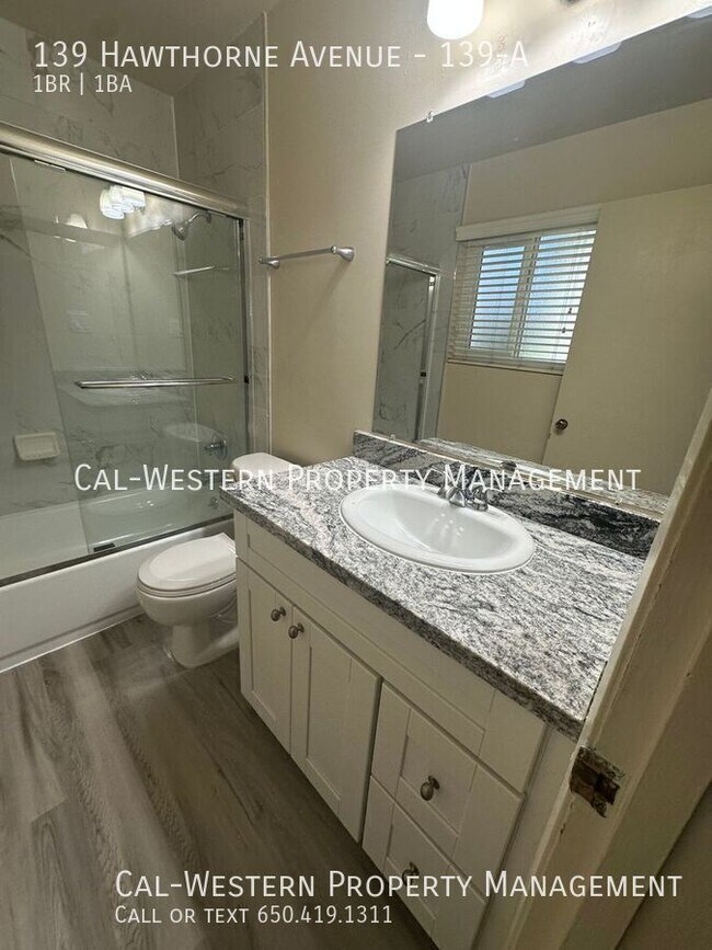 Building Photo - 139 Hawthorne Ave