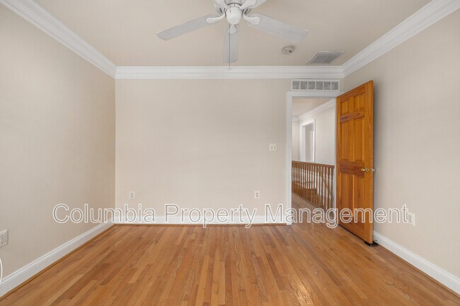 Building Photo - 1809 Kendall St NE