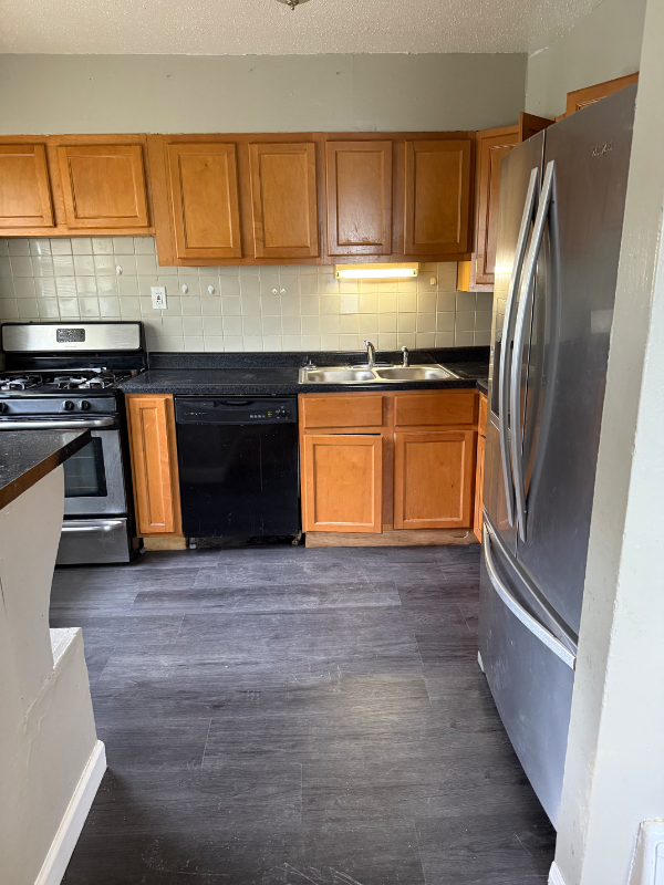 Building Photo - 9700 Medford Dr