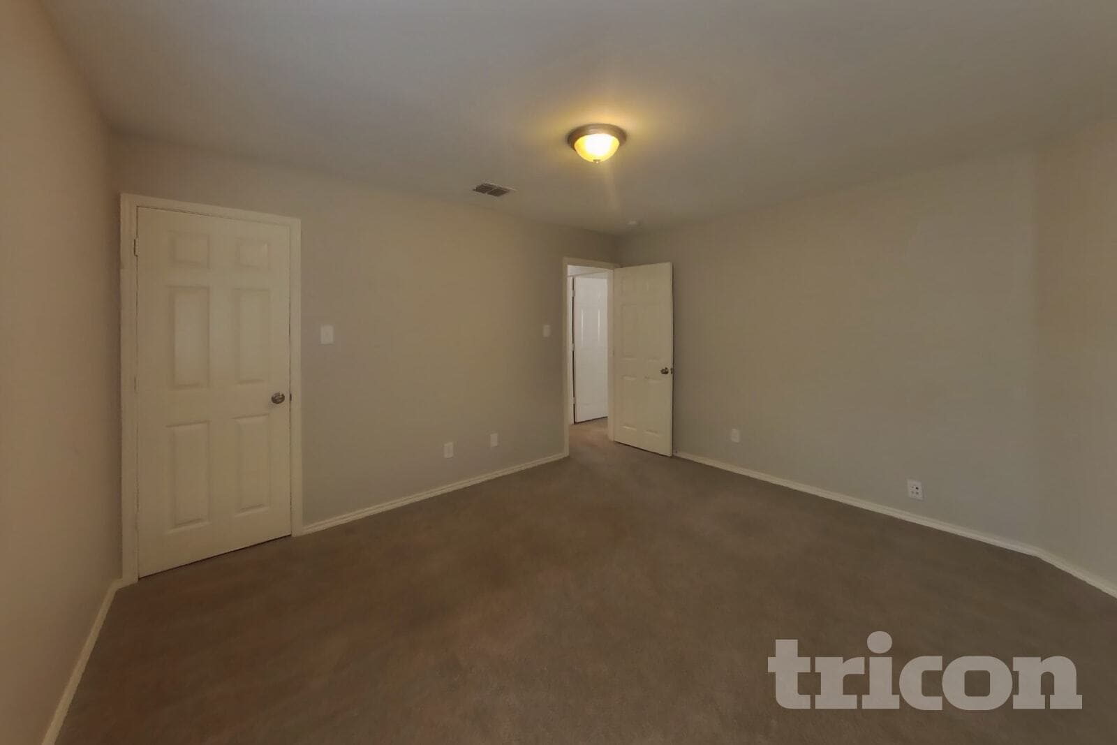 Building Photo - 10411 Trotters Bay