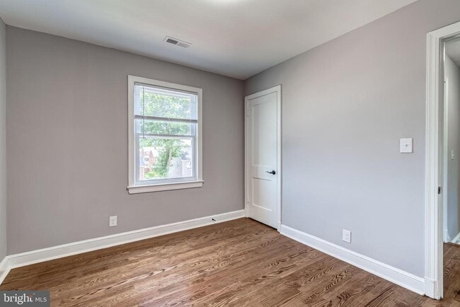 Building Photo - 1902 Good Hope Ct SE