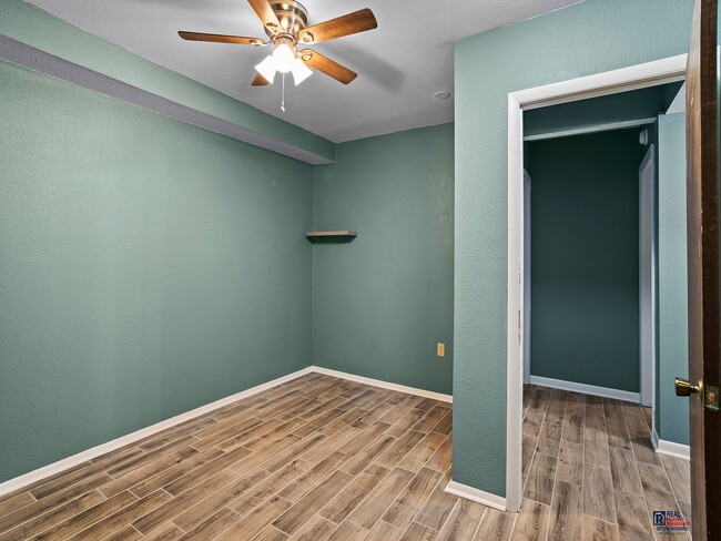 Building Photo - Gorgeous 5 Bed 4 Bath House in North Fort ...