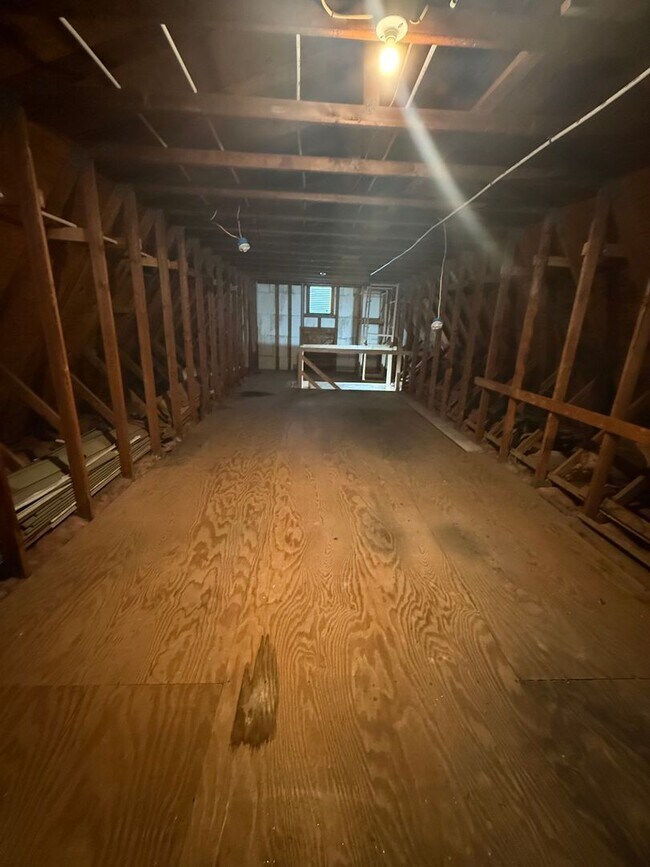 Building Photo - 2 bedroom possibly 3 with oversized Garage/Work Shop in Newville