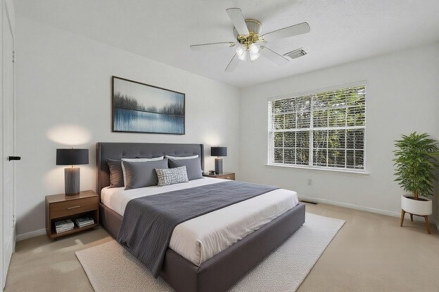 Building Photo - 2431 Parkwood Ln