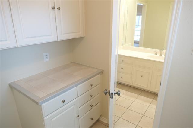 Building Photo - 7328 Authon Dr