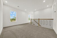 Building Photo - 4916 Lavender St