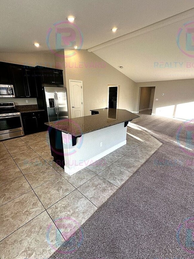 Building Photo - Welcome to your dream home in Spanish Springs, nestled off the serene Calle de la Plata. 2 Year l...