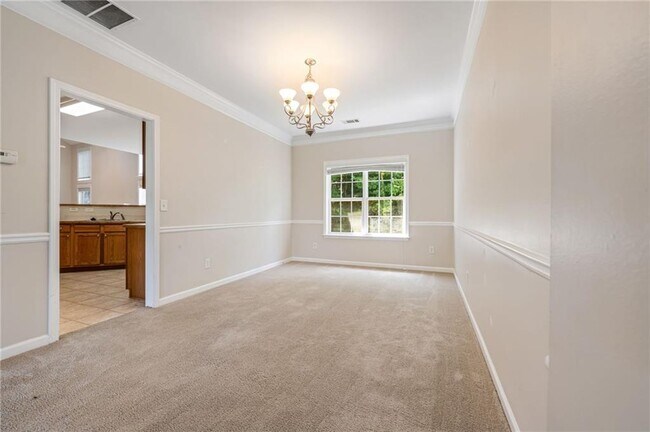 Building Photo - 3852 Roxfield Dr NE