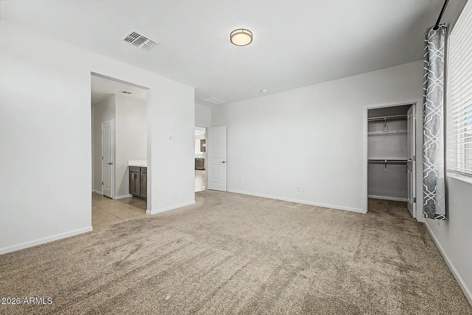 Building Photo - 17865 W Daley Ln