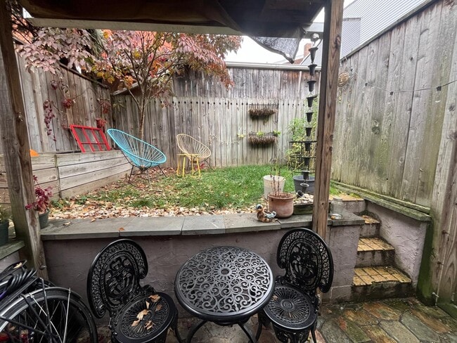 Building Photo - 297 42nd St