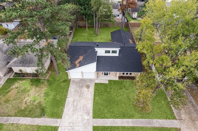 Building Photo - 3623 Acorn Way Ln