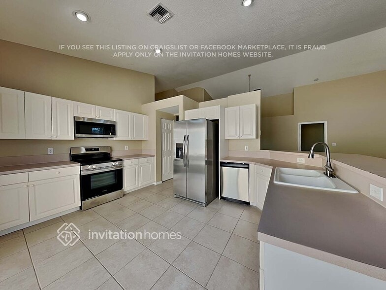 Building Photo - 13657 Kiltie Ct