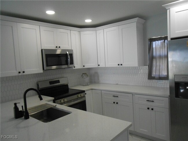 Building Photo - 636 Eisenhower Blvd