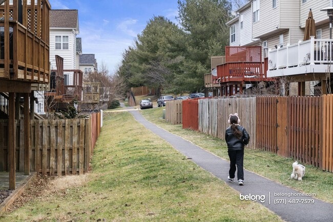 Building Photo - 47339 Blackwater Falls Terrace