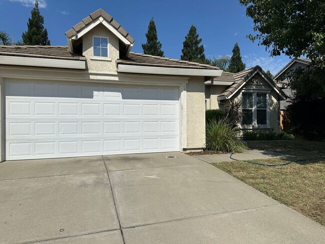 Building Photo - 1824 San Diego Cir