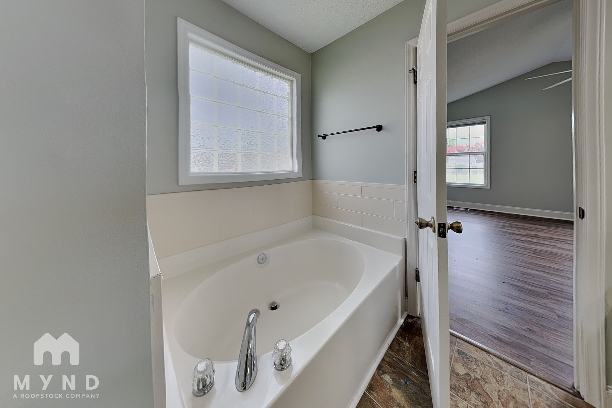 Building Photo - 54 Pedernales Dr