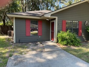 Building Photo - 107 Wisteria Ct