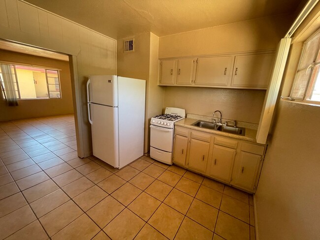 Building Photo - MOVE IN SPECIAL-500.00 OFF 1ST MONTHS RENT...