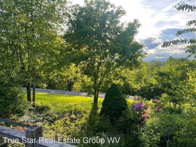 Building Photo - 4 br, 1.5 bath House - 1382 Tallmansville Rd.